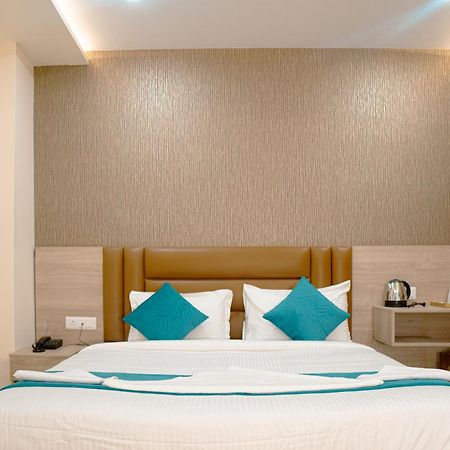 Hotel Ananda Kashi Varanasi Eksteriør billede